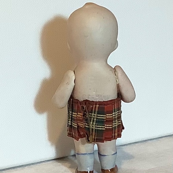 Antique Porcelain Scottish doll - Picture 5 of 6